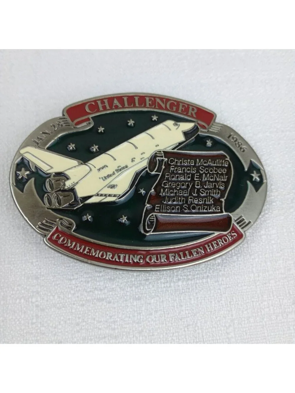 Vtg Metal NASA Space Shuttle Challenger Commemorating Fallen Heroes Buckle